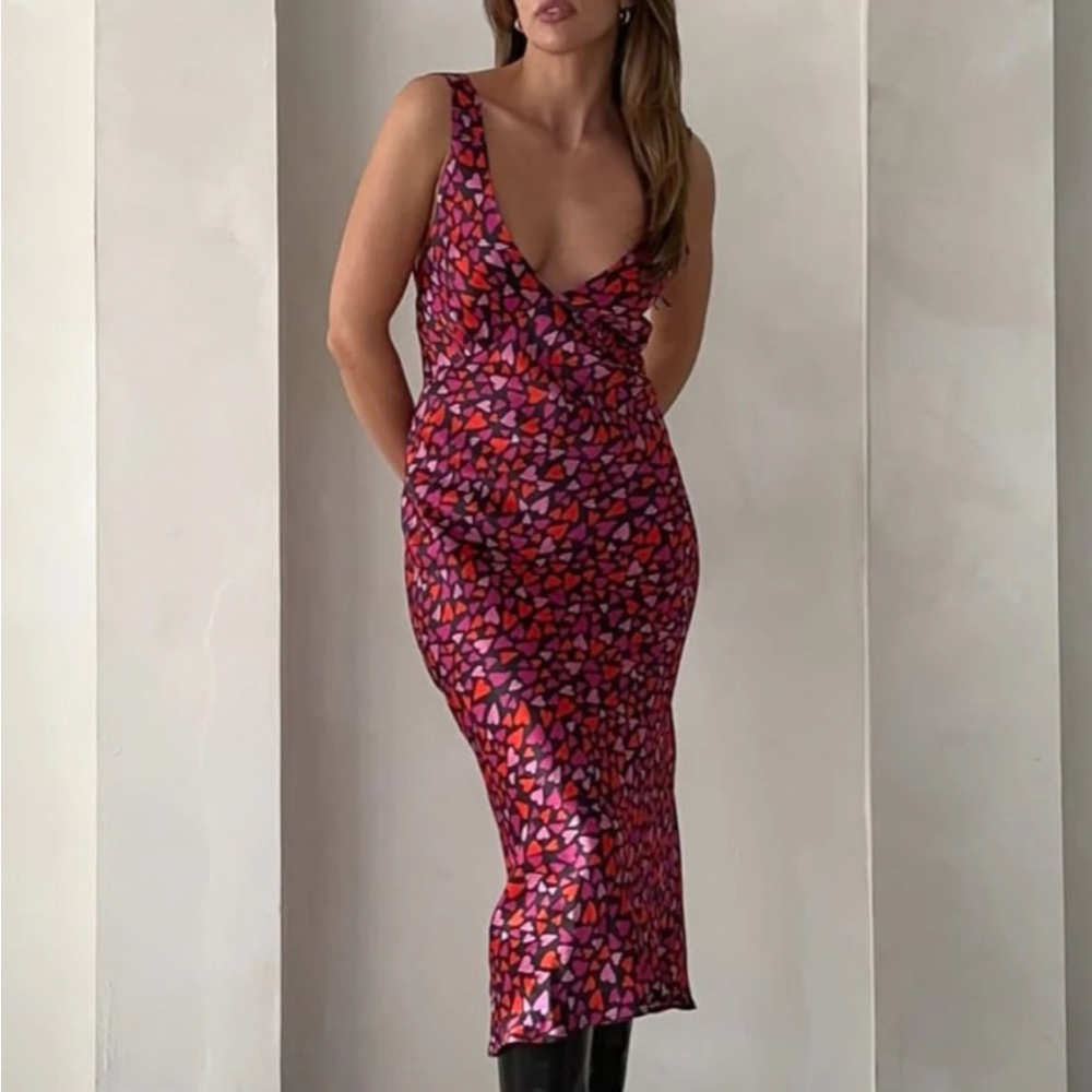 RUMORED Mini Hearts Midi Dress